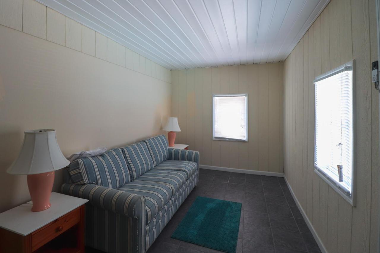 Loris Landing Cottage 默特尔比奇 外观 照片